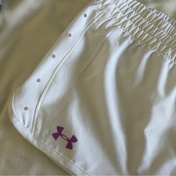 1 🧡 Under Armour Shorts - Picture 2 of 5